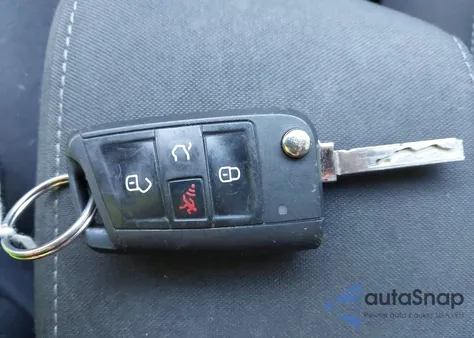 2018 Volkswagen Tiguan 2.0T S z USA, uszkodzony, nr VIN 3VV0B7AX8JM074622